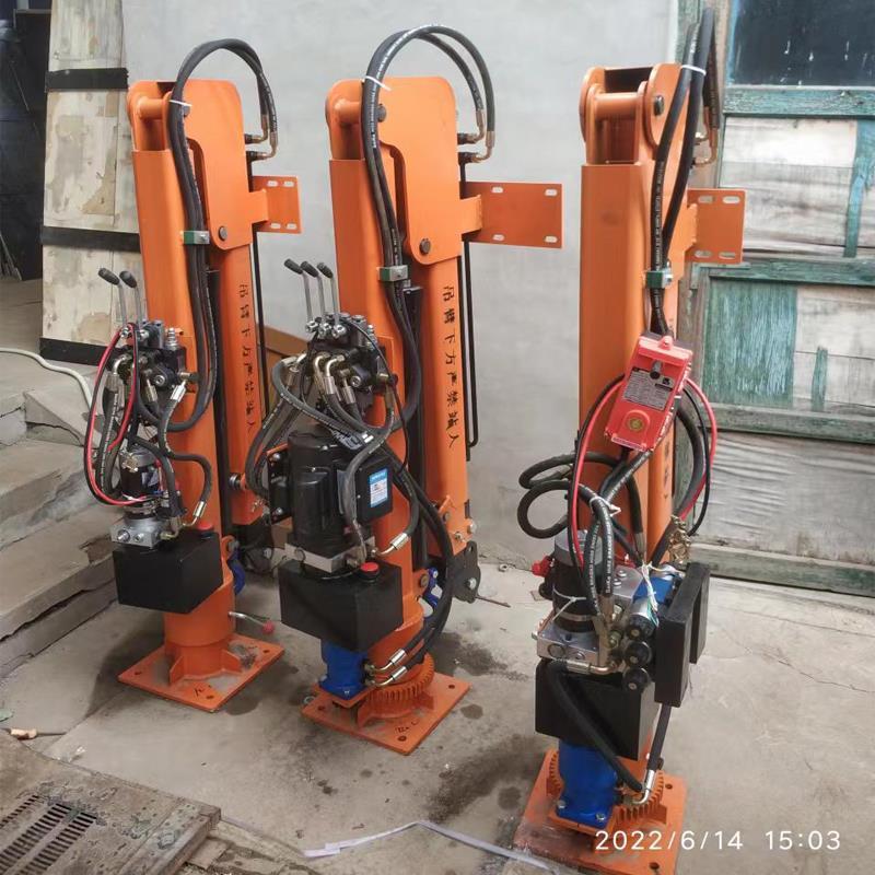 天津重汽蓝牌随车吊 3.2吨 国六动力强 液压驱动 农用自卸起重机